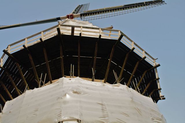 Molen de Roode Leeuw wordt gerestaureerd